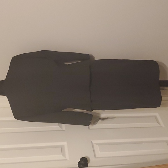 Emily Dress - Picture 3 of 12